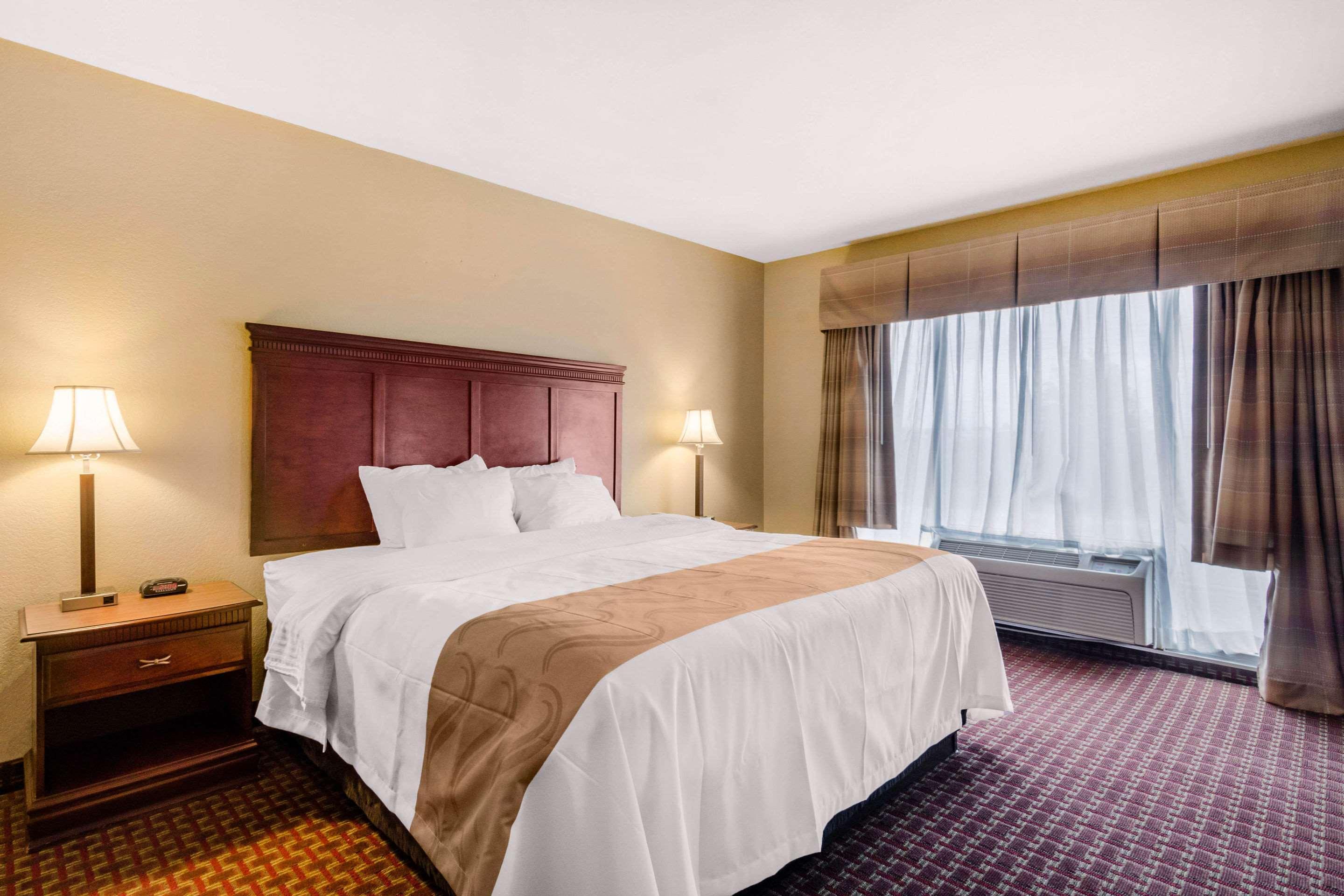 Quality Inn & Suites Cartago Exterior foto