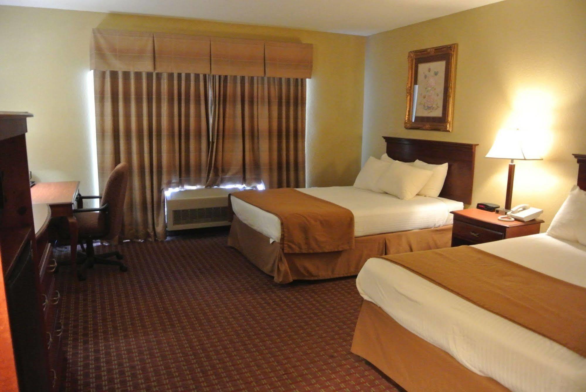 Quality Inn & Suites Cartago Exterior foto